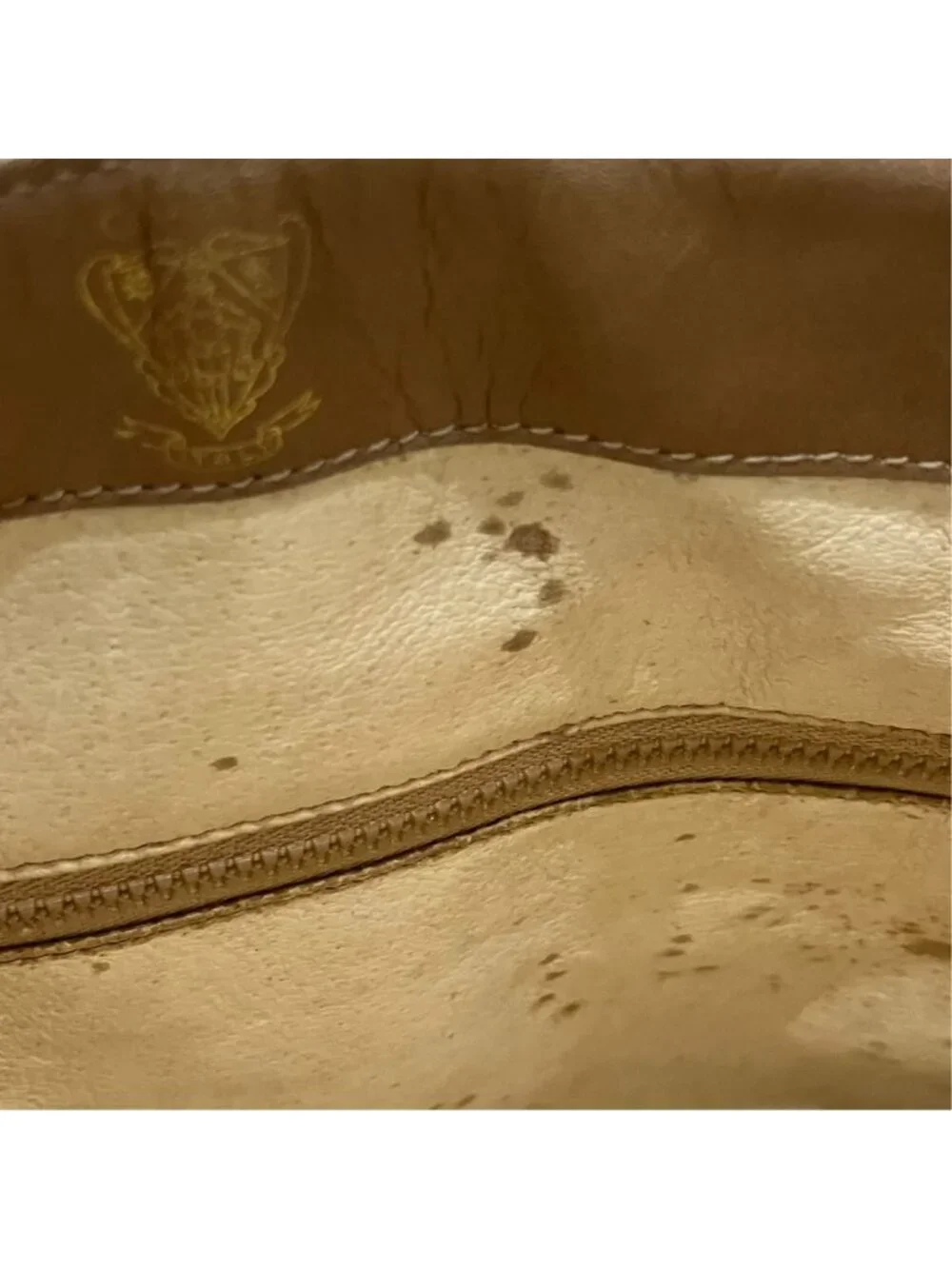 Gucci damaged moderate 50